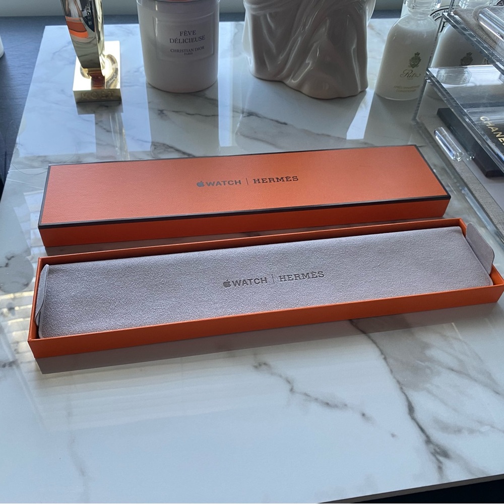 Hermes x Apple | Apple Watch box